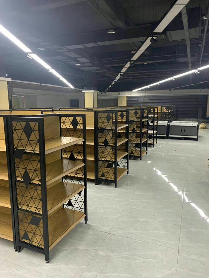 安陽內黃世紀華聯(lián)超市貨架案例